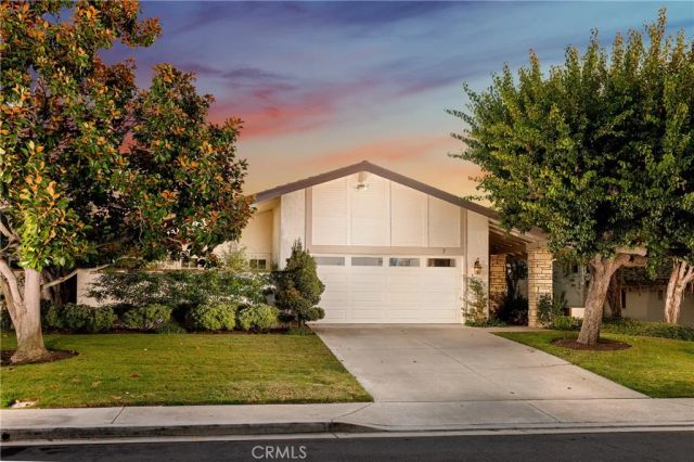 7 Jetty Drive, Corona Del Mar, CA 92625