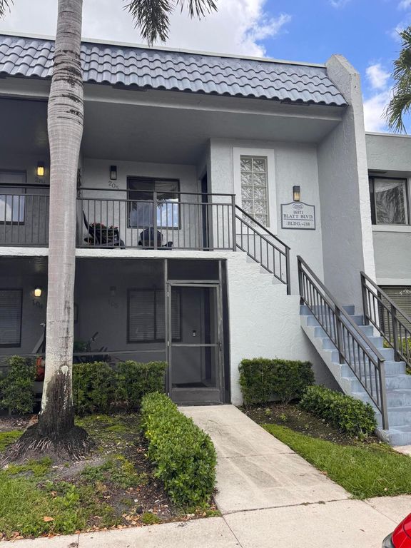 16571 Blatt Boulevard 105, Weston, FL 33326