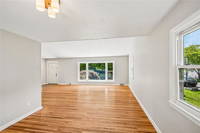 2428 Nottingham Road, Bethlehem City, PA 18017