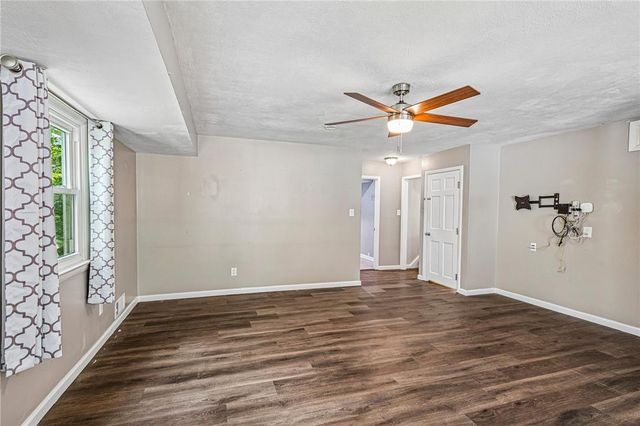 2428 Nottingham Road, Bethlehem City, PA 18017