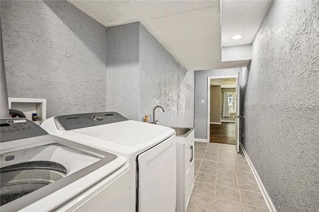 2428 Nottingham Road, Bethlehem City, PA 18017