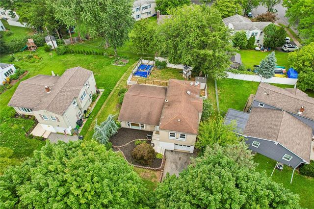 2428 Nottingham Road, Bethlehem City, PA 18017