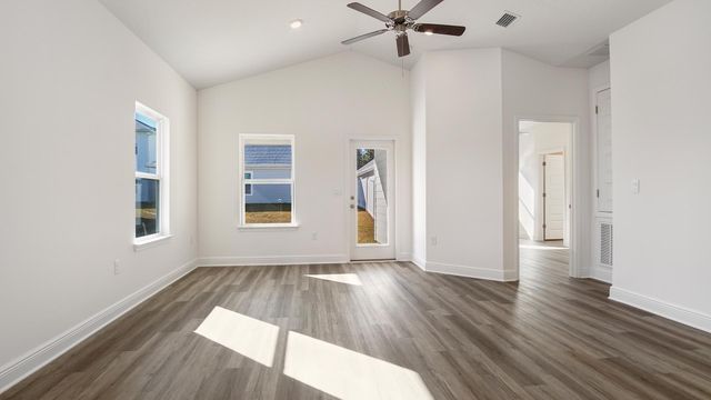 63 Holley Grove Lane, Point Washington, FL 32459