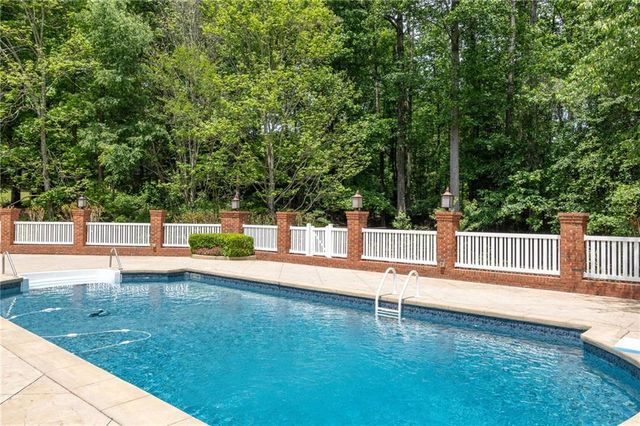 4332 Stratford Drive, Douglasville, GA 30135
