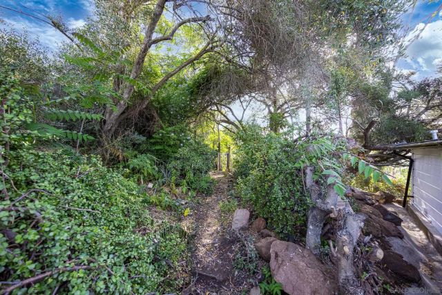 678 Robby Way, Fallbrook, CA 92028