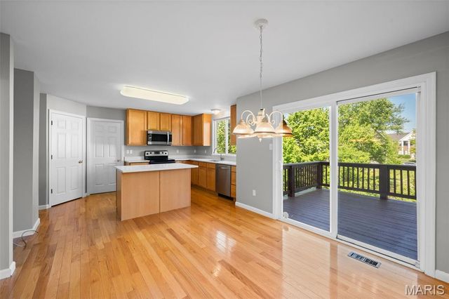 1117 Landing Place Drive, Lake St Louis, MO 63367