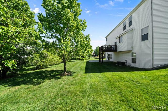 1117 Landing Place Drive, Lake St Louis, MO 63367