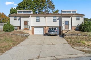 17304/17306 E 48th Terrace Court, Independence, MO 64055