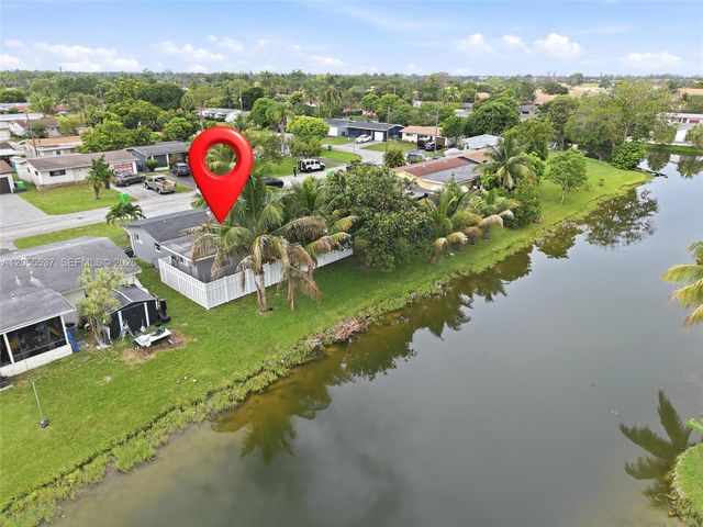 6871 NW 28th St, Sunrise, FL 33313