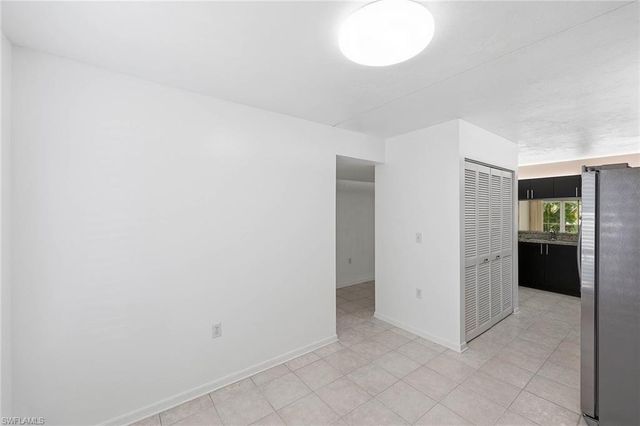 1231 Commonwealth CIR Q104, Naples, FL 34116