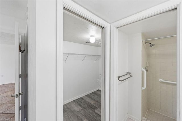 1231 Commonwealth CIR Q104, Naples, FL 34116