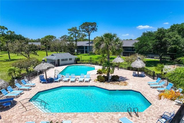 1231 Commonwealth CIR Q104, Naples, FL 34116