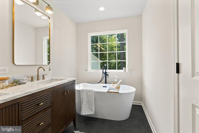 5500 BAZZANELLA DR, Mineral, VA 23117