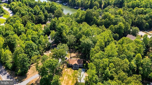 5500 BAZZANELLA DR, Mineral, VA 23117