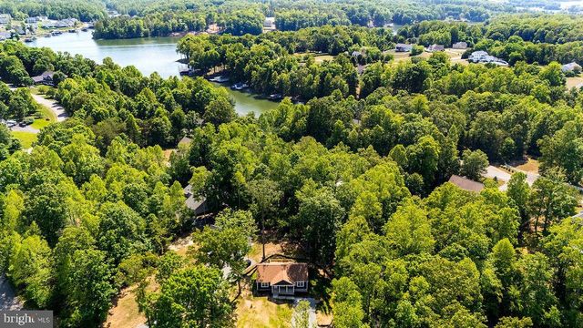 5500 BAZZANELLA DR, Mineral, VA 23117