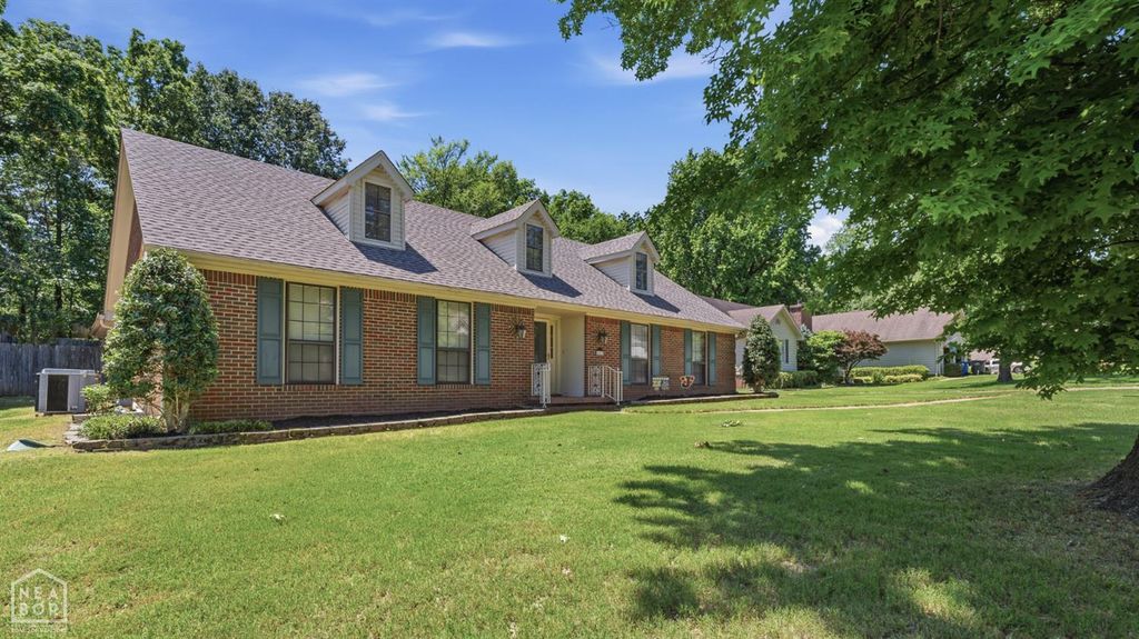 505 Old Canyon, Jonesboro, AR 72404