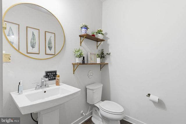 5409 IVY HILL DR, Fredericksburg, VA 22407