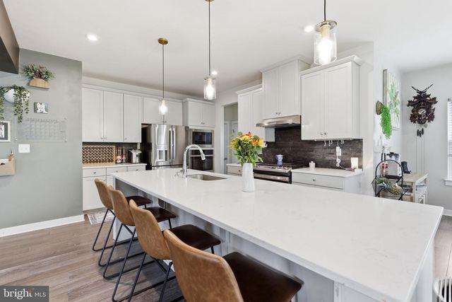 5409 IVY HILL DR, Fredericksburg, VA 22407