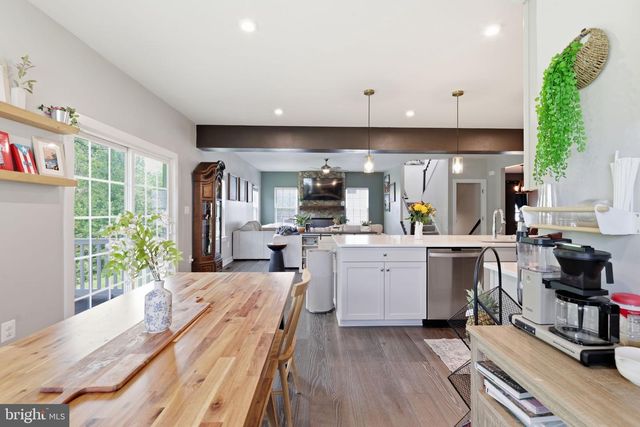5409 IVY HILL DR, Fredericksburg, VA 22407