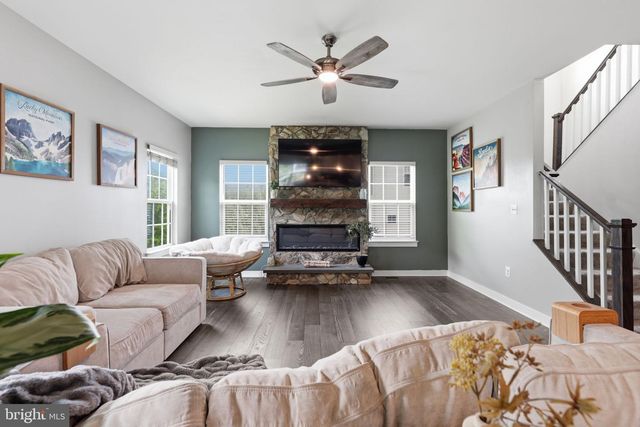 5409 IVY HILL DR, Fredericksburg, VA 22407