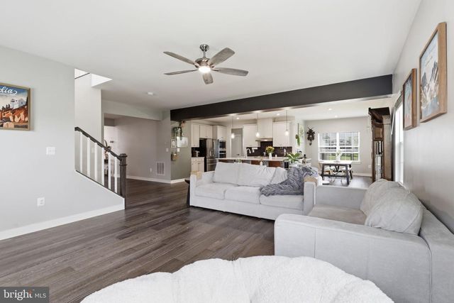 5409 IVY HILL DR, Fredericksburg, VA 22407