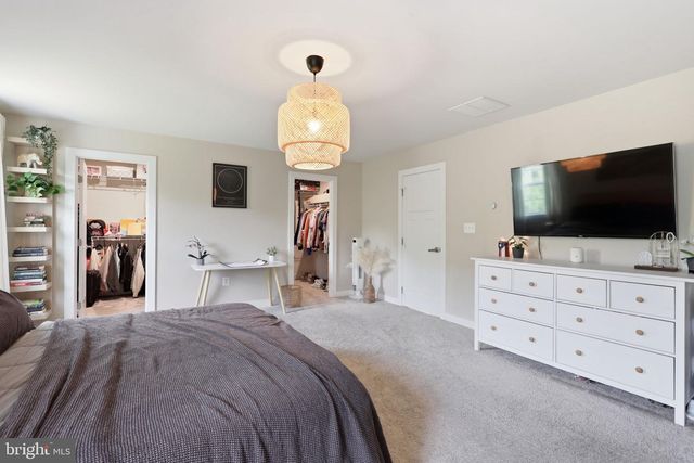 5409 IVY HILL DR, Fredericksburg, VA 22407