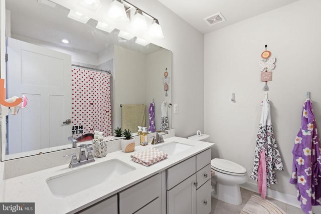 5409 IVY HILL DR, Fredericksburg, VA 22407