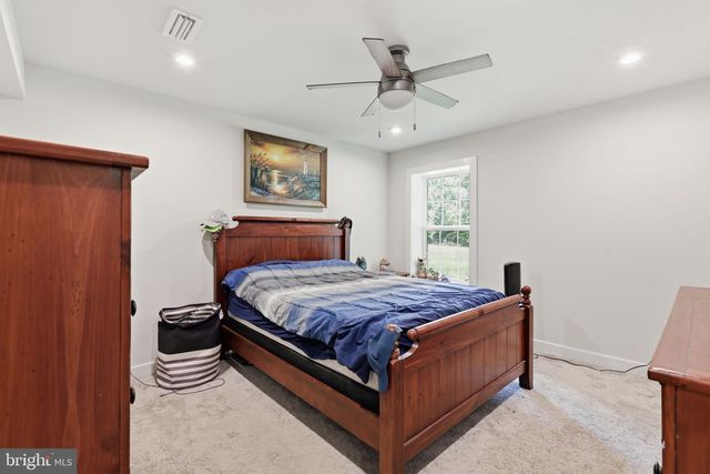 5409 IVY HILL DR, Fredericksburg, VA 22407