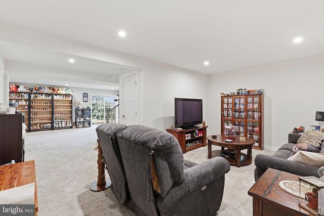 5409 IVY HILL DR, Fredericksburg, VA 22407
