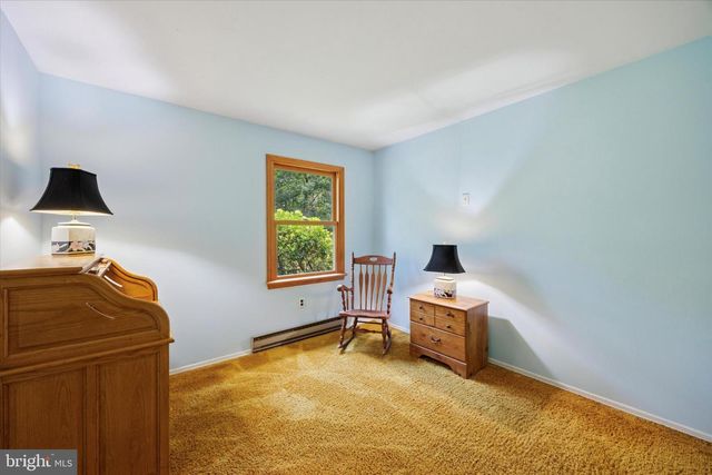 14 MAIN ST, Cream Ridge, NJ 08514