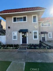 214 20th street A, Huntington Beach, CA 92648