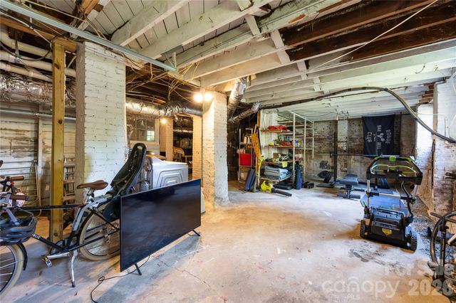 1801 Tippah Avenue, Charlotte, NC 28205