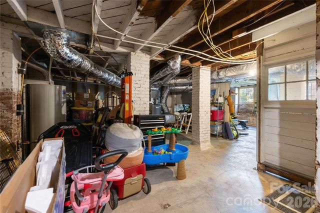 1801 Tippah Avenue, Charlotte, NC 28205