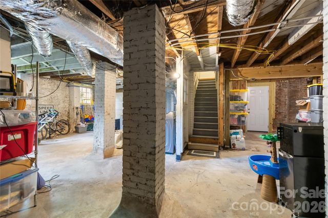 1801 Tippah Avenue, Charlotte, NC 28205