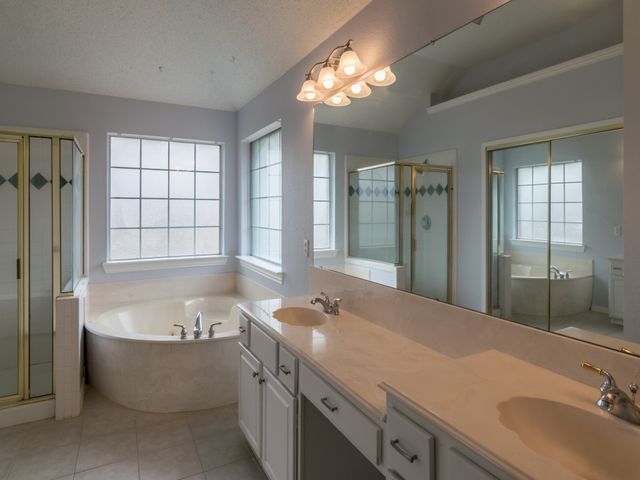 7414 Sand Pine Drive, Rowlett, TX 75089