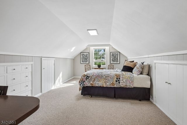 1 Highview Ter, Madison Boro, NJ 07940