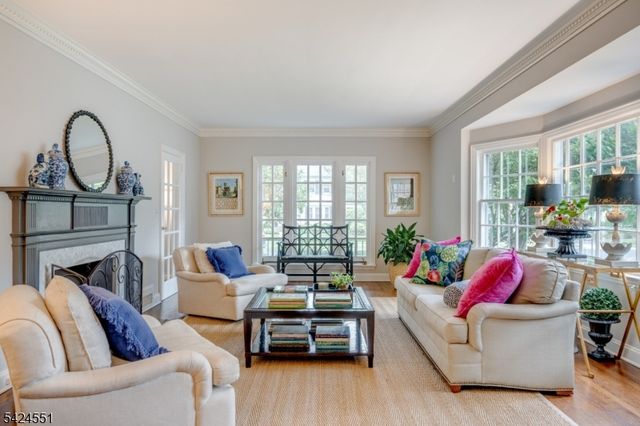 1 Highview Ter, Madison Boro, NJ 07940