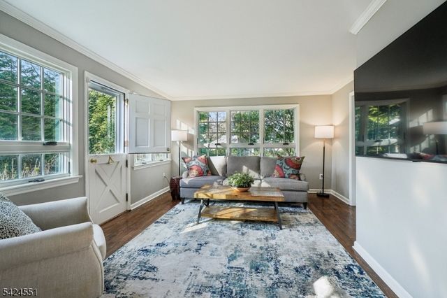 1 Highview Ter, Madison Boro, NJ 07940