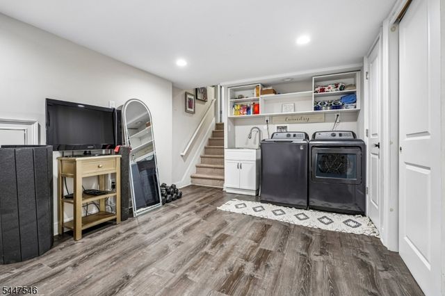 26 Mohawk Dr, Springfield Twp., NJ 07081