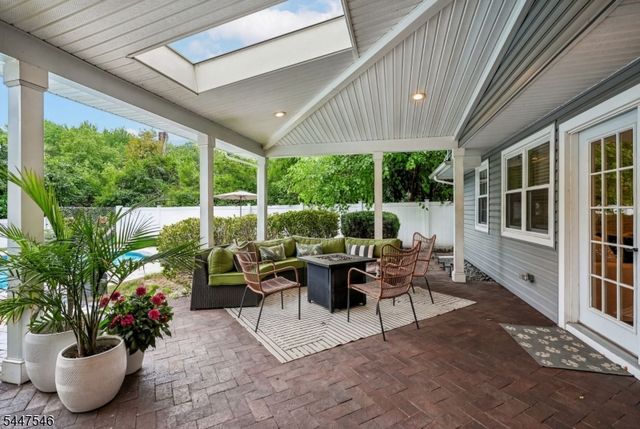 26 Mohawk Dr, Springfield Twp., NJ 07081