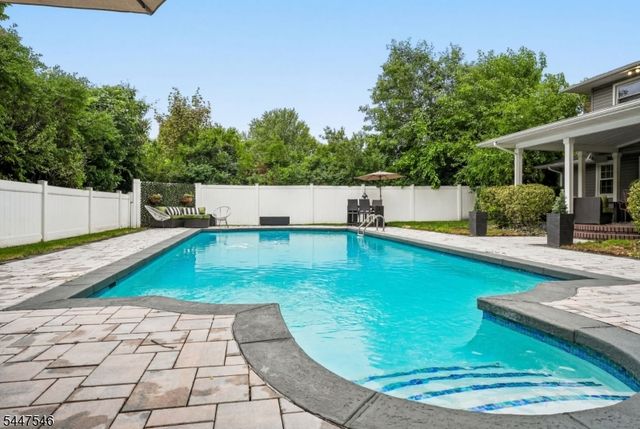 26 Mohawk Dr, Springfield Twp., NJ 07081
