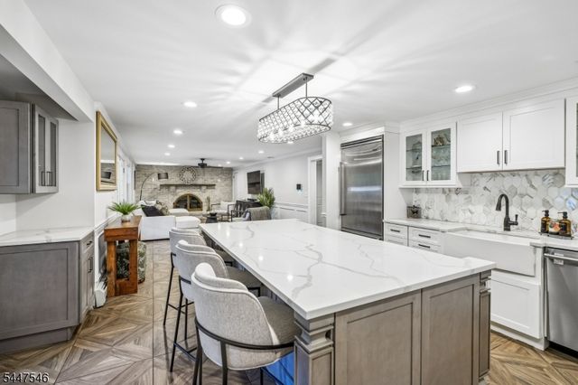 26 Mohawk Dr, Springfield Twp., NJ 07081