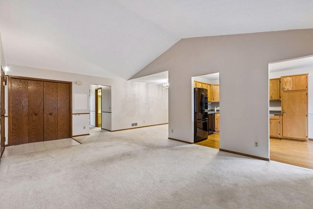 300 41st Avenue NE 202, Columbia Heights, MN 55421