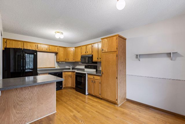 300 41st Avenue NE 202, Columbia Heights, MN 55421