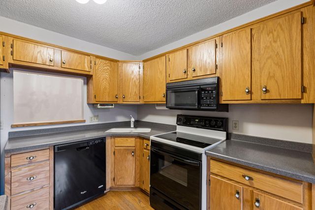 300 41st Avenue NE 202, Columbia Heights, MN 55421