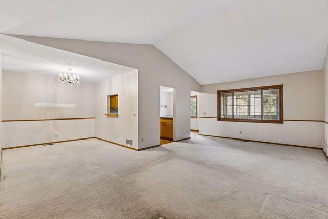 300 41st Avenue NE 202, Columbia Heights, MN 55421