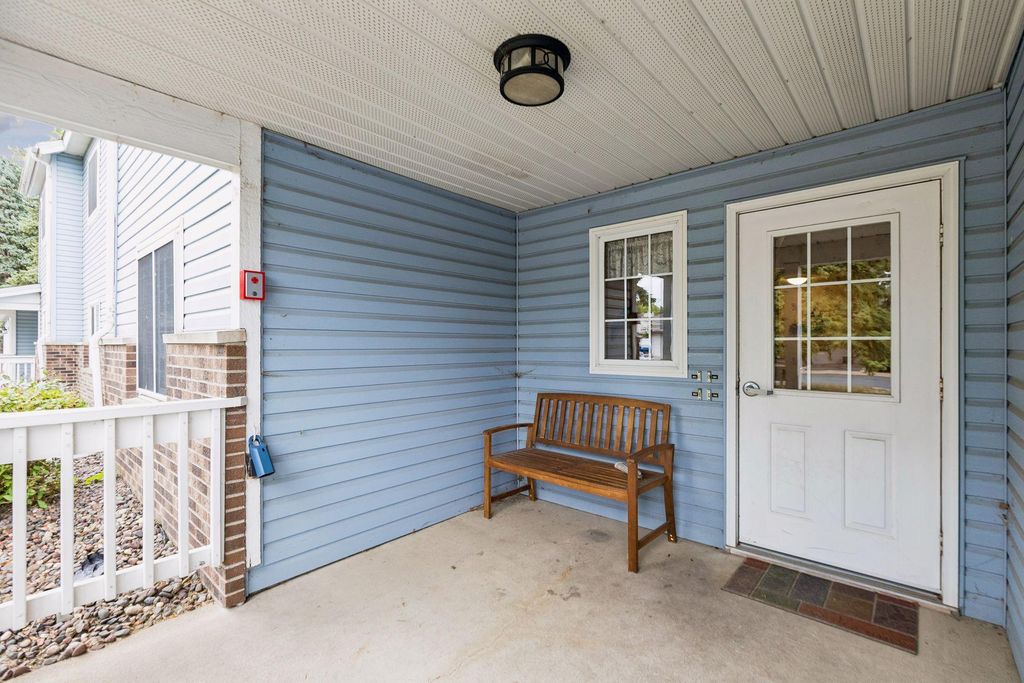 300 41st Avenue NE 202, Columbia Heights, MN 55421 — photo 4