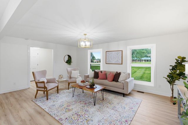 111 Pebble Beach Drive, Georgetown, KY 40324