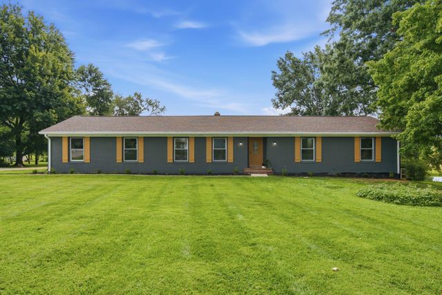 111 Pebble Beach Drive, Georgetown, KY 40324