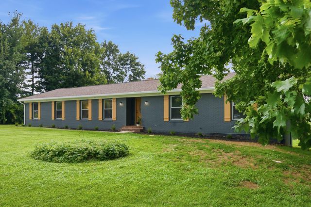 111 Pebble Beach Drive, Georgetown, KY 40324